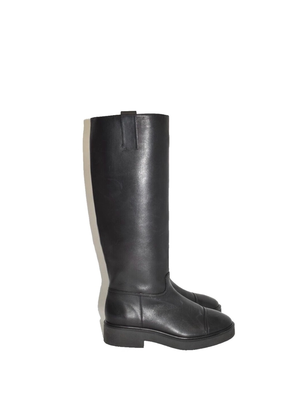 NWOT Stuart Weitzman Henley Cap Boot Sz 10